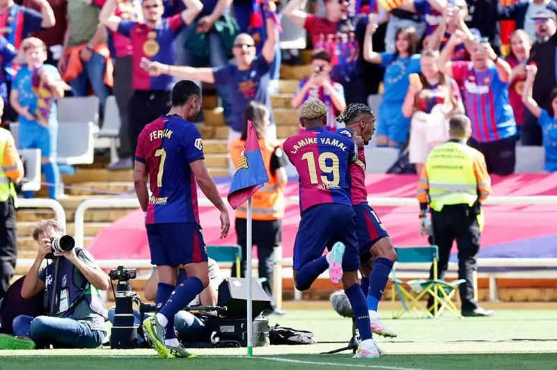 برشلونة يتيح فرص الإعارة لبابلو توري مع تمديد عقده - يلا شوت سمارت | Yalla Shoot Smart بث مباشر اهم مباريات اليوم برشلونة يتيح فرص الإعارة لبابلو توري مع تمديد عقده