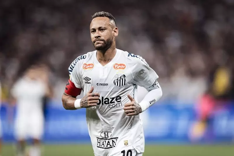 باتشوكا يستعد للتعاقد مع نيمار قبيل مواجهة الأهلي في كأس العالم للأندية