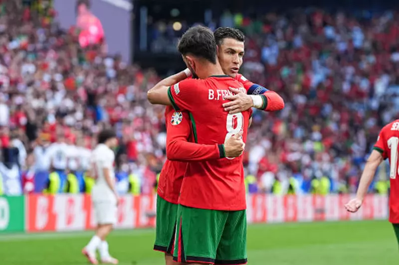 برونو فرنانديز: تتويج البرتغال بلقب دوري الأمم يمثل إنجازاً فريداً من نوعه