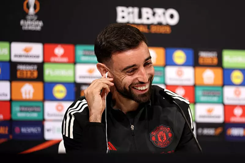 برونو فيرنانديز يحدد شروطه للانتقال إلى الهلال قبل بطولة كأس العالم للأندية