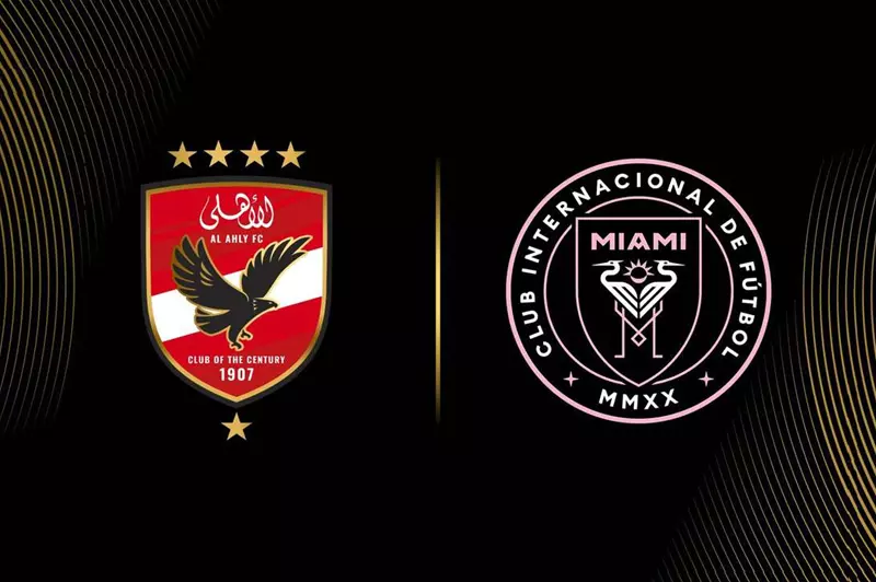 مواجهة نارية في مونديال الأندية: ثنائي إسباني يتولى تحكيم تقنية VAR في مباراة الأهلي وإنتر ميامي